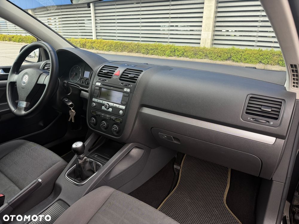 Volkswagen Golf 1.9 TDI Trendline - 8