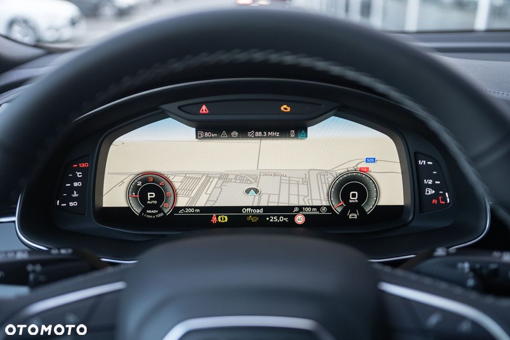 Audi Q8 - 25