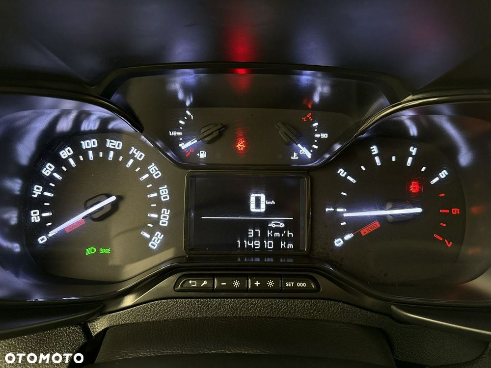Toyota Proace City - 16