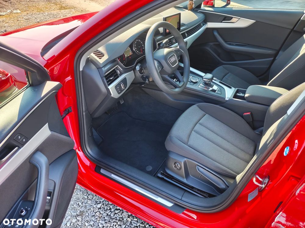 Audi A4 Avant - 9