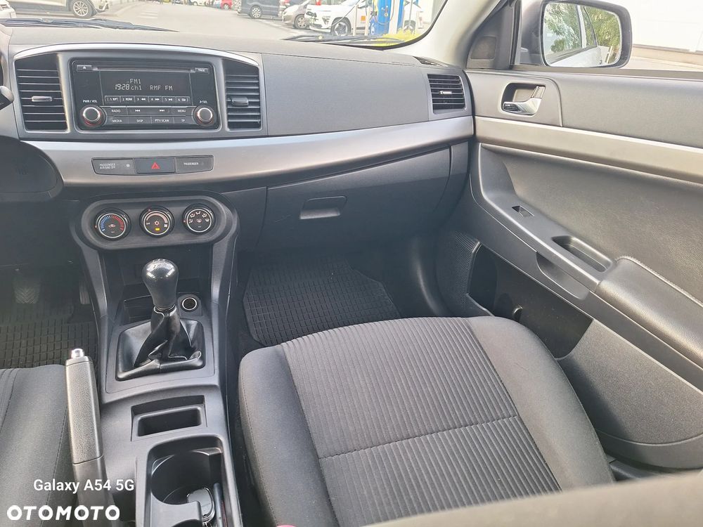 Mitsubishi Lancer 1.6 - 37