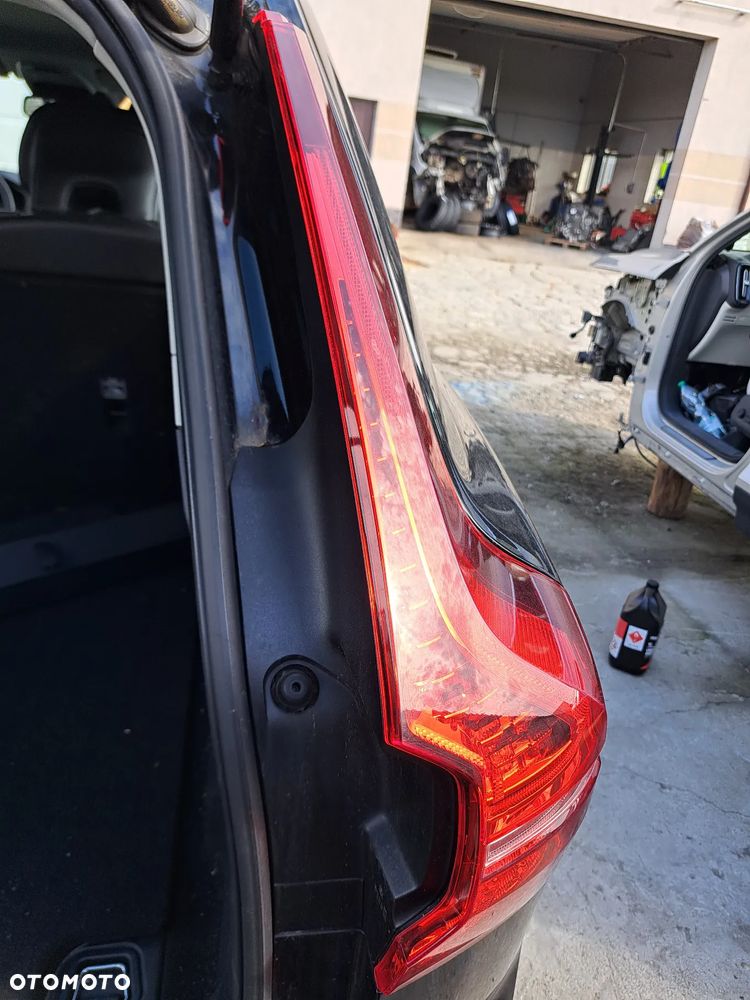 VOLVO XC60 II KLAPA BAGAŻNIKA KOD LAKIERU 019 - 23