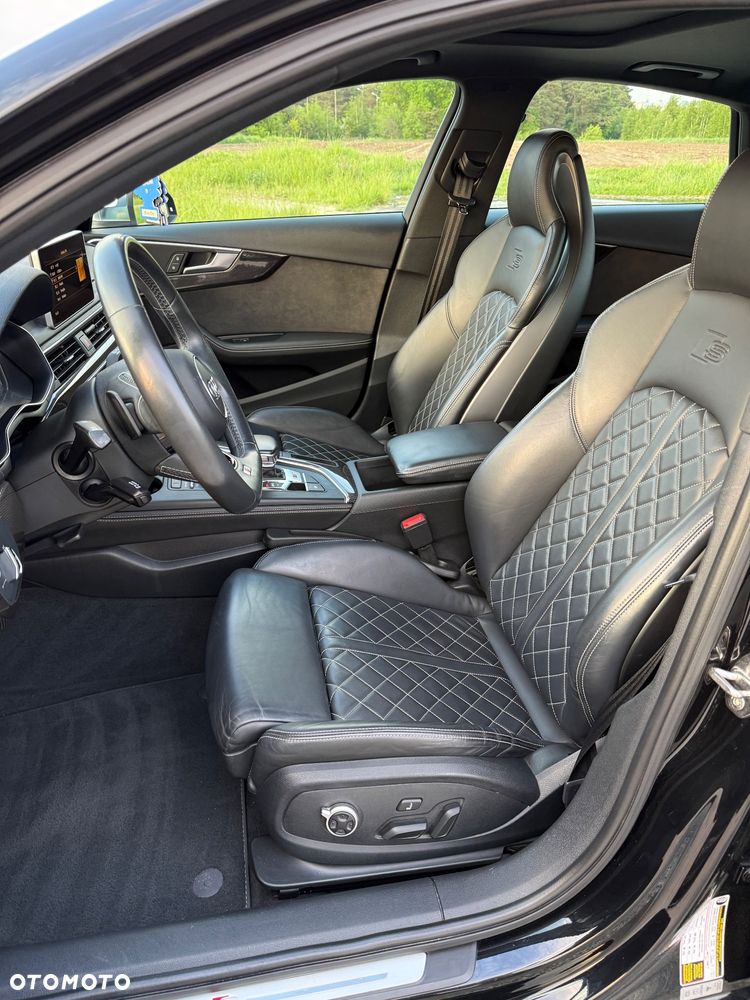 Audi S4 Limousine - 16