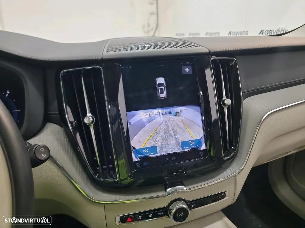 Volvo XC 60 2.0 T6 PHEV Ultimate Dark AWD - 10