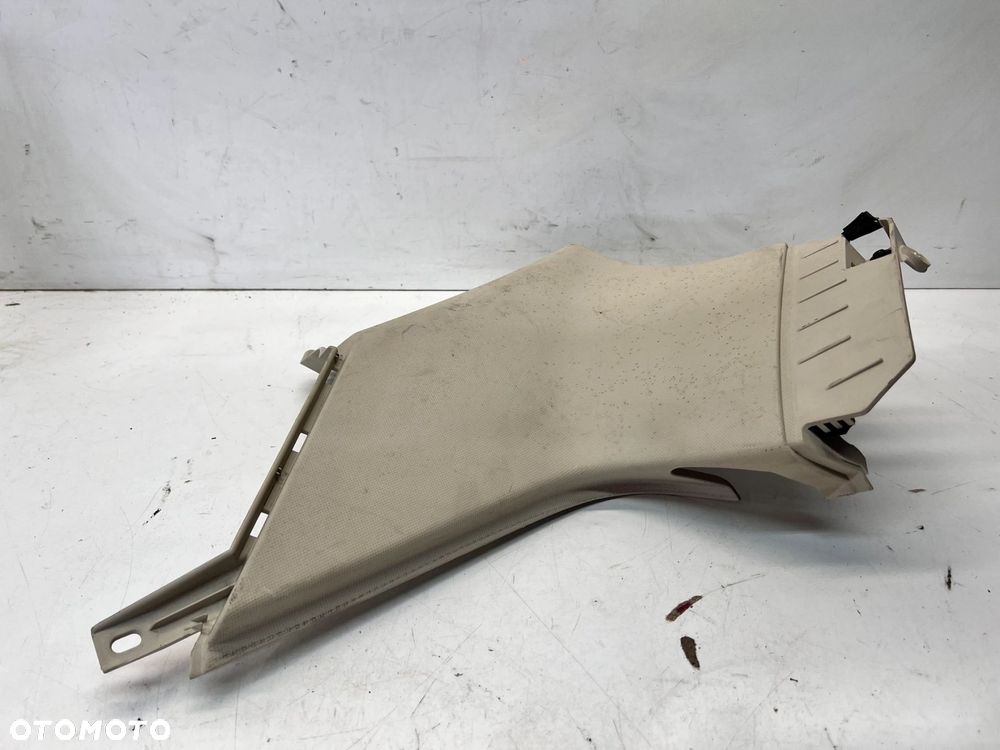OSŁONA SŁUPKA PRAWY TYŁ AUDI Q5 8R0867246M Y22 BEŻ - 1