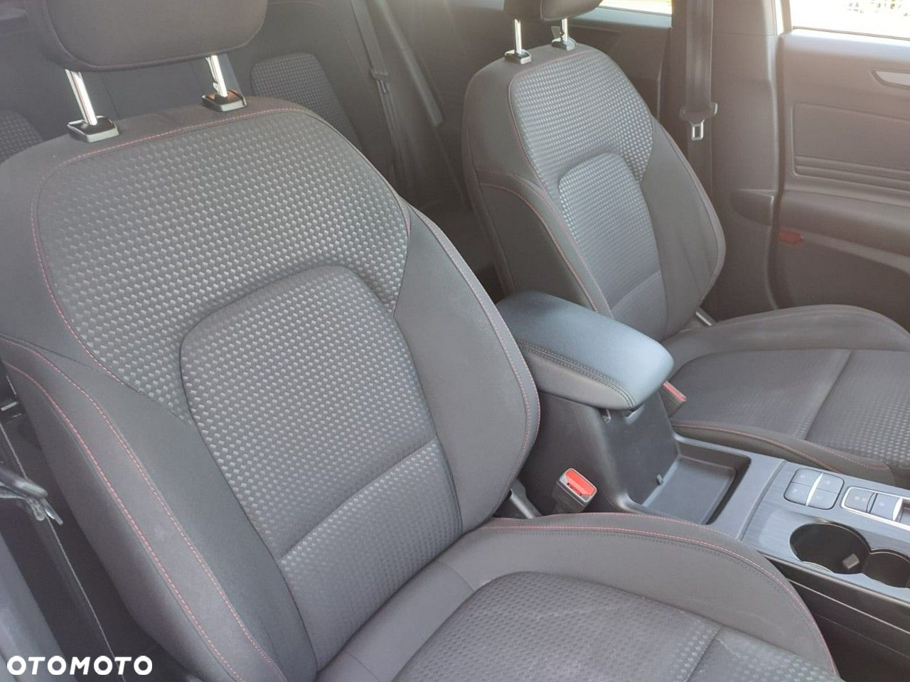 Ford Focus - 9