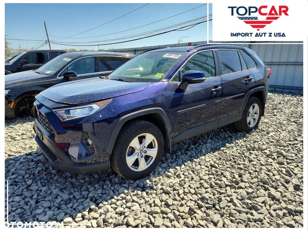 Toyota RAV4 - 1