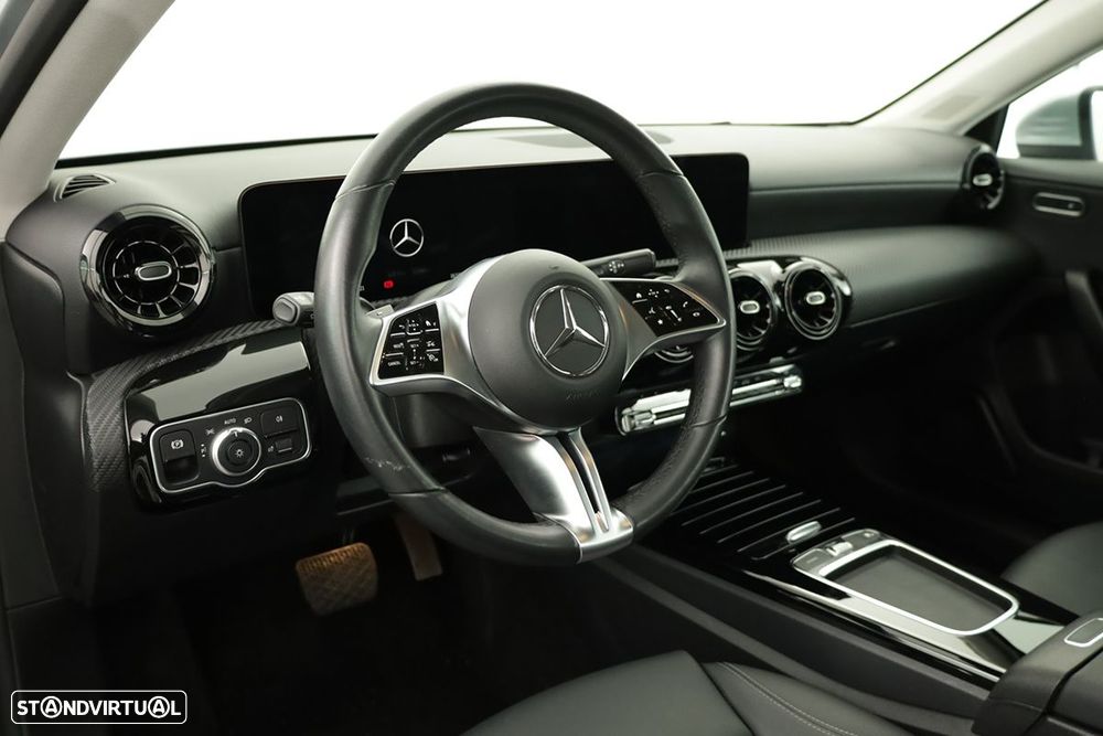 Mercedes-Benz A 200 Standard - 7