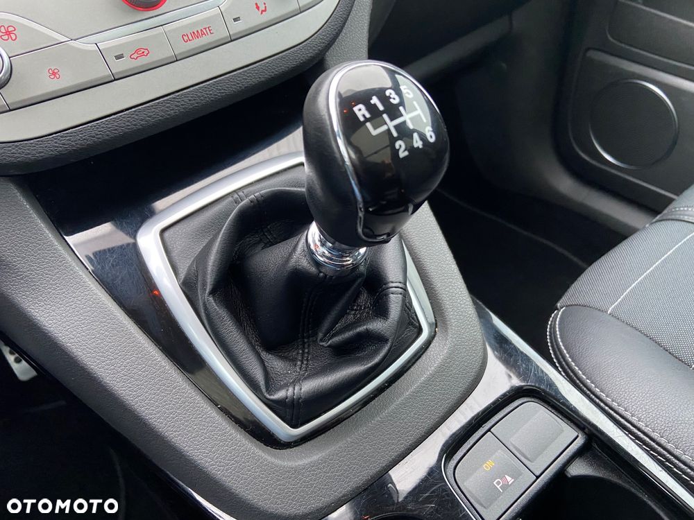 Ford Kuga 2.0 TDCi Titanium - 15