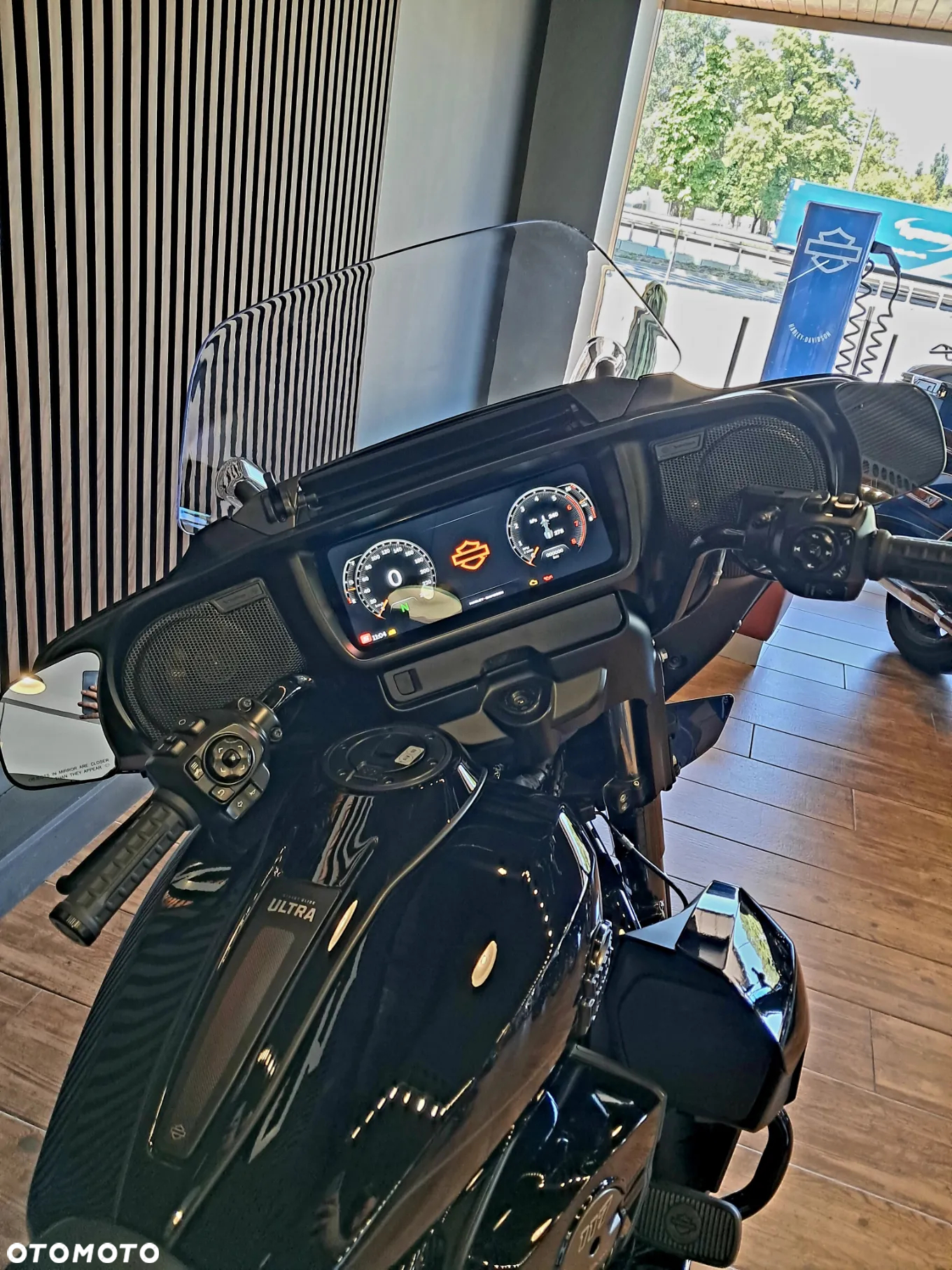 Harley-Davidson Touring Street Glide - 3