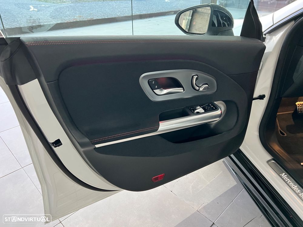 Mercedes-Benz CLA 250+ EQ - 13