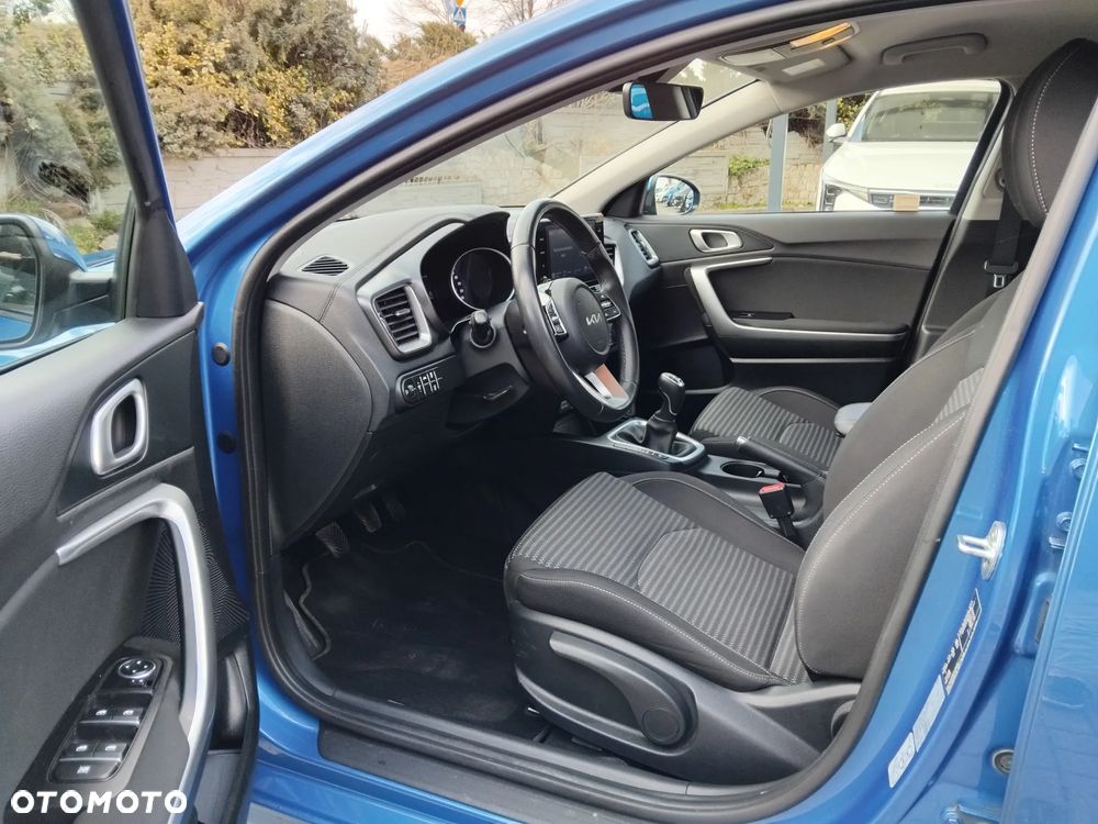 Kia Ceed 1.5 T-GDI M - 19