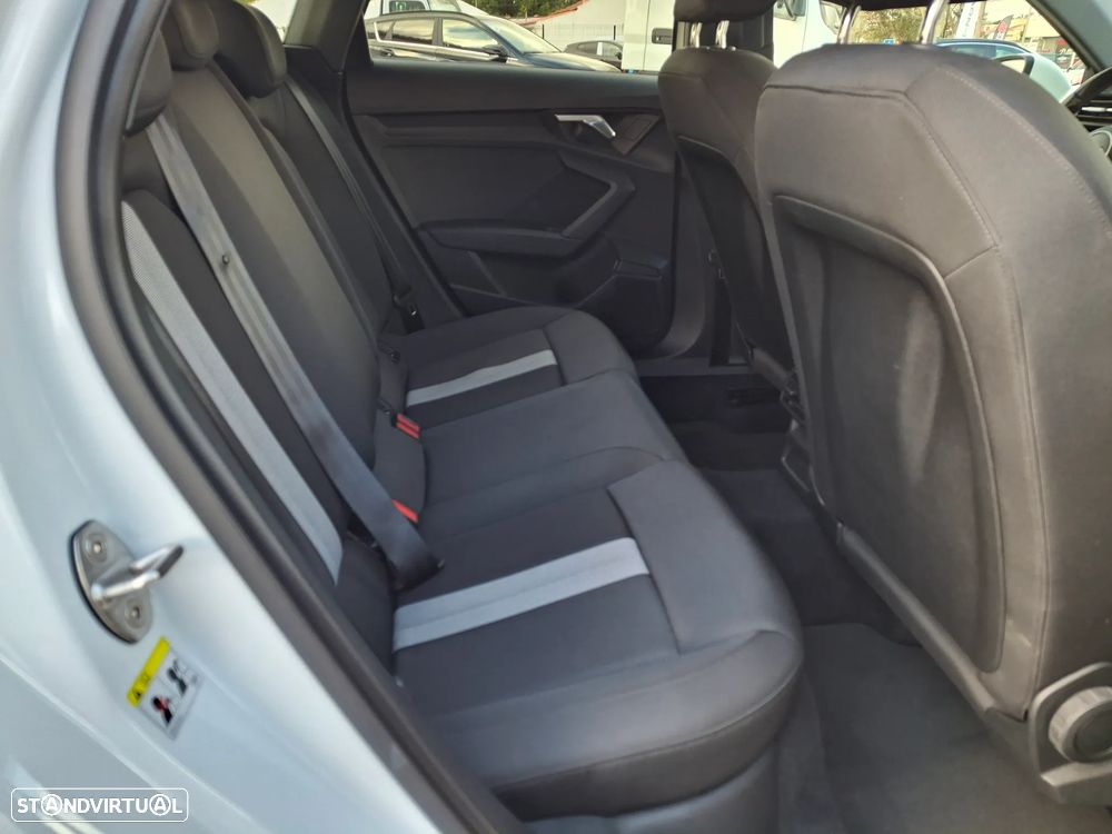 Audi A3 Sportback 30 TDI S line S tronic - 31