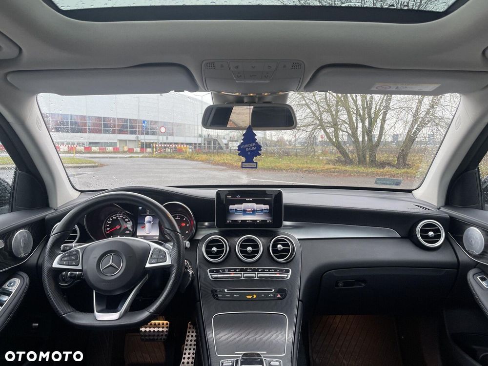 Mercedes-Benz GLC - 11