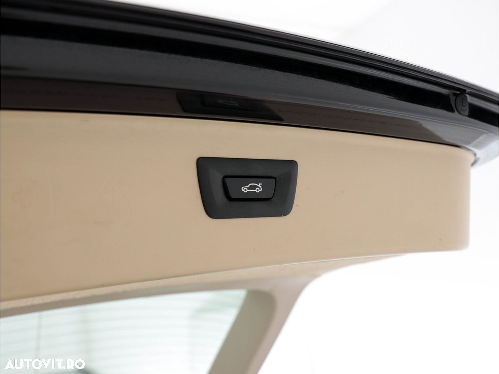 BMW Seria 5 520d Aut. Luxury Line - 22