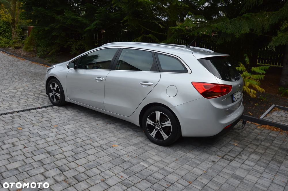 Kia Ceed - 21