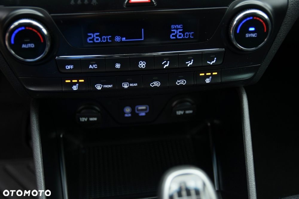 Hyundai Tucson 1.6 GDi 2WD Select - 28