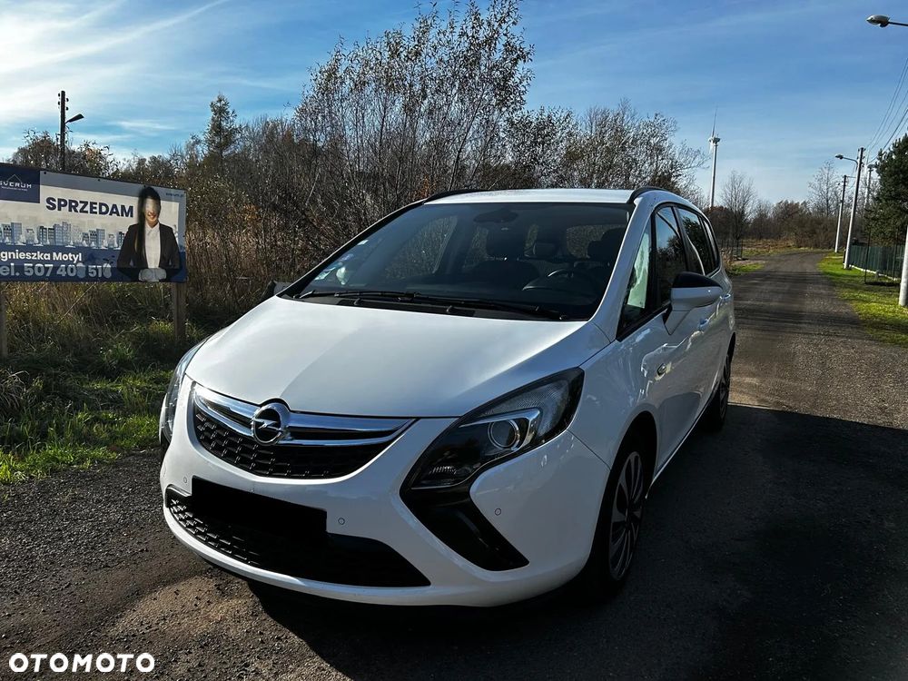 Opel Zafira - 1