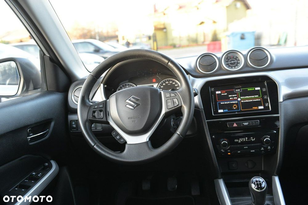 Suzuki Vitara 1.6 Comfort 2WD - 13