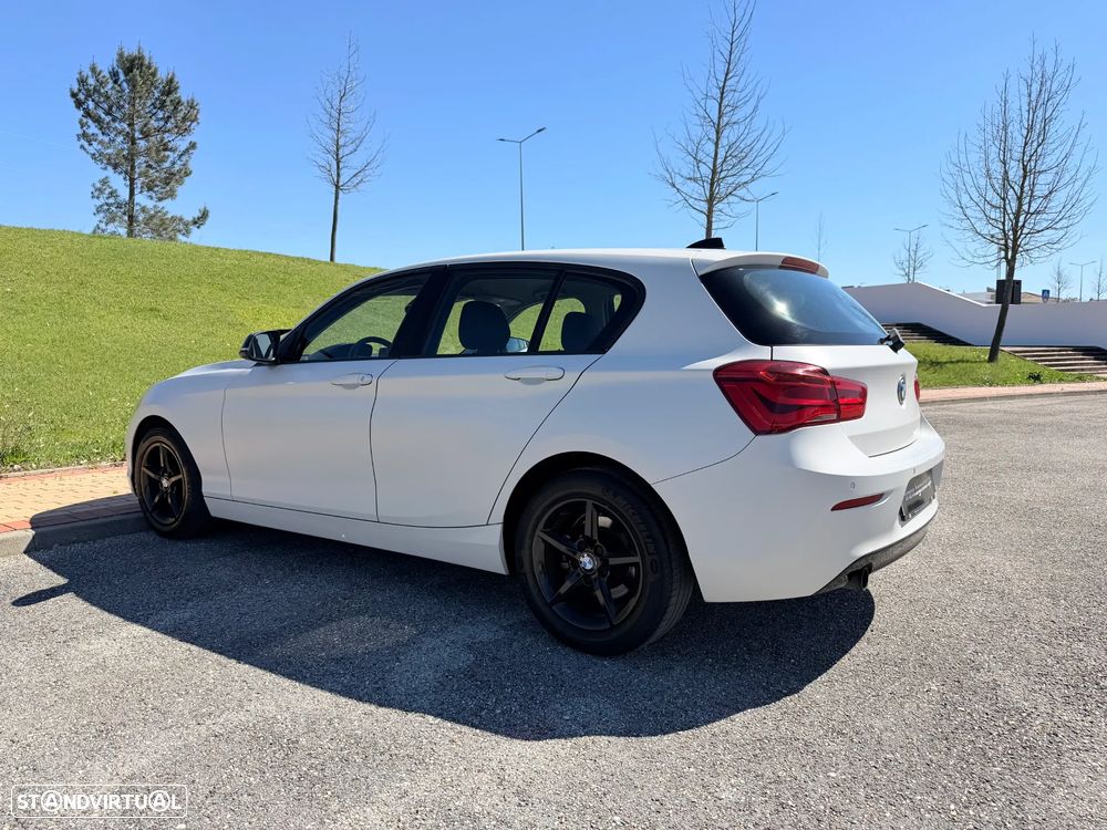 BMW 116 i Line Sport - 3