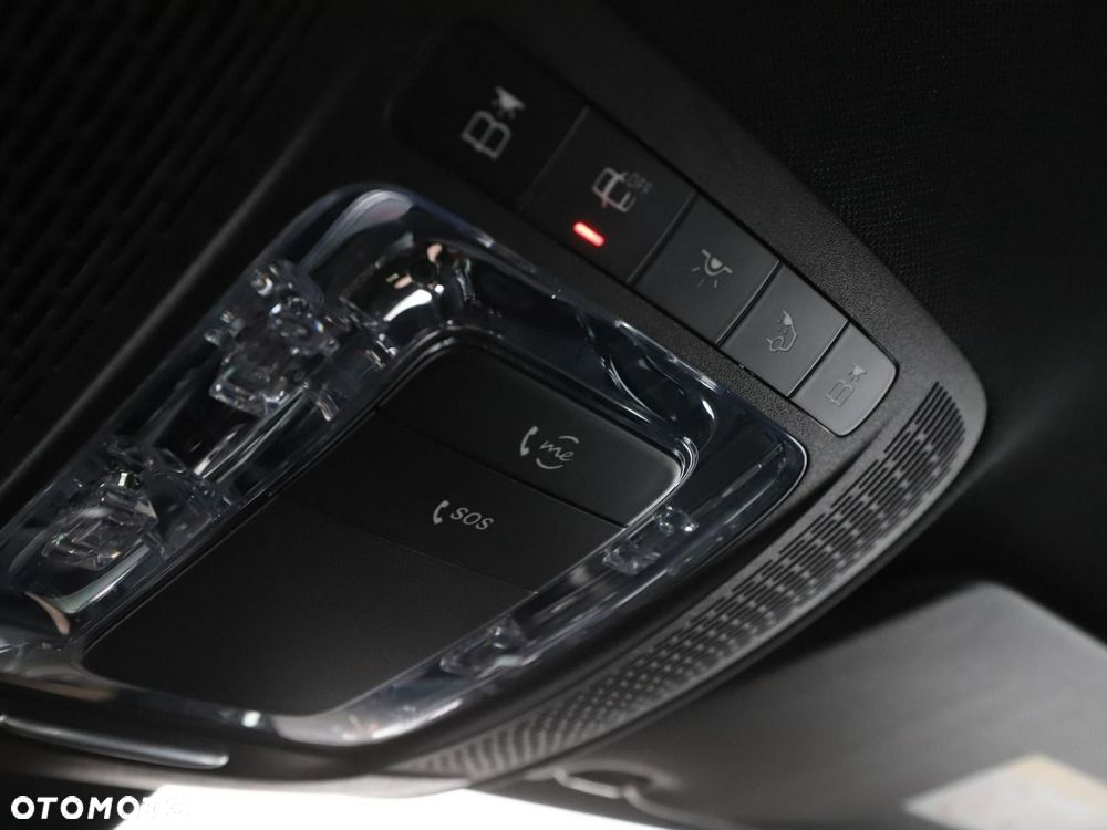 Mercedes-Benz CLA 180 Progressive - 36
