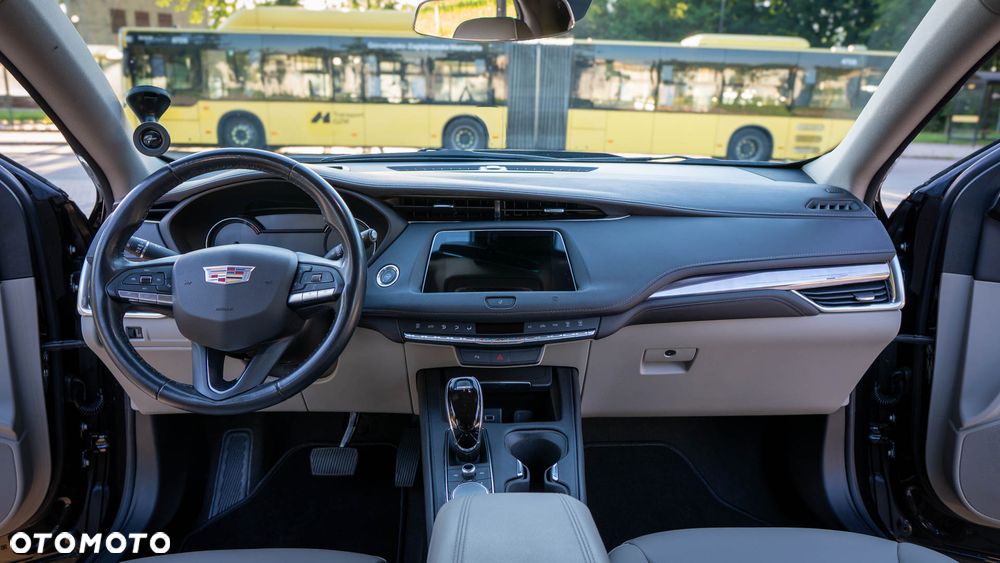 Cadillac XT4 - 29