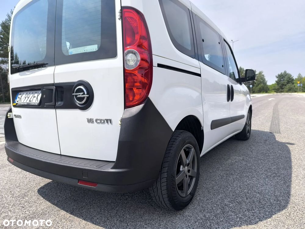 Opel Combo 1.6 CDTI Cosmo - 30