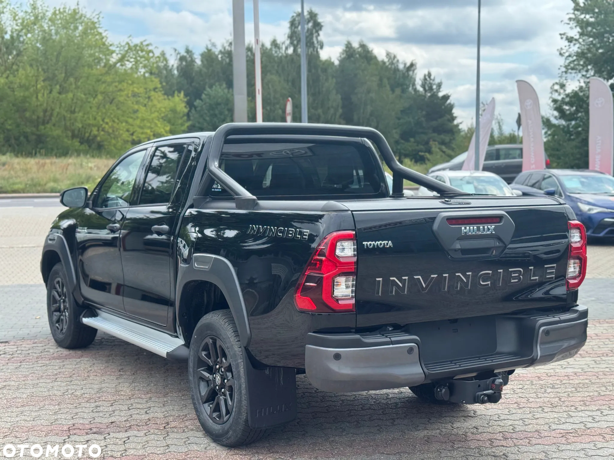 Toyota Hilux 2.8 D-4D Double Cab Invincible 4x4 - 5