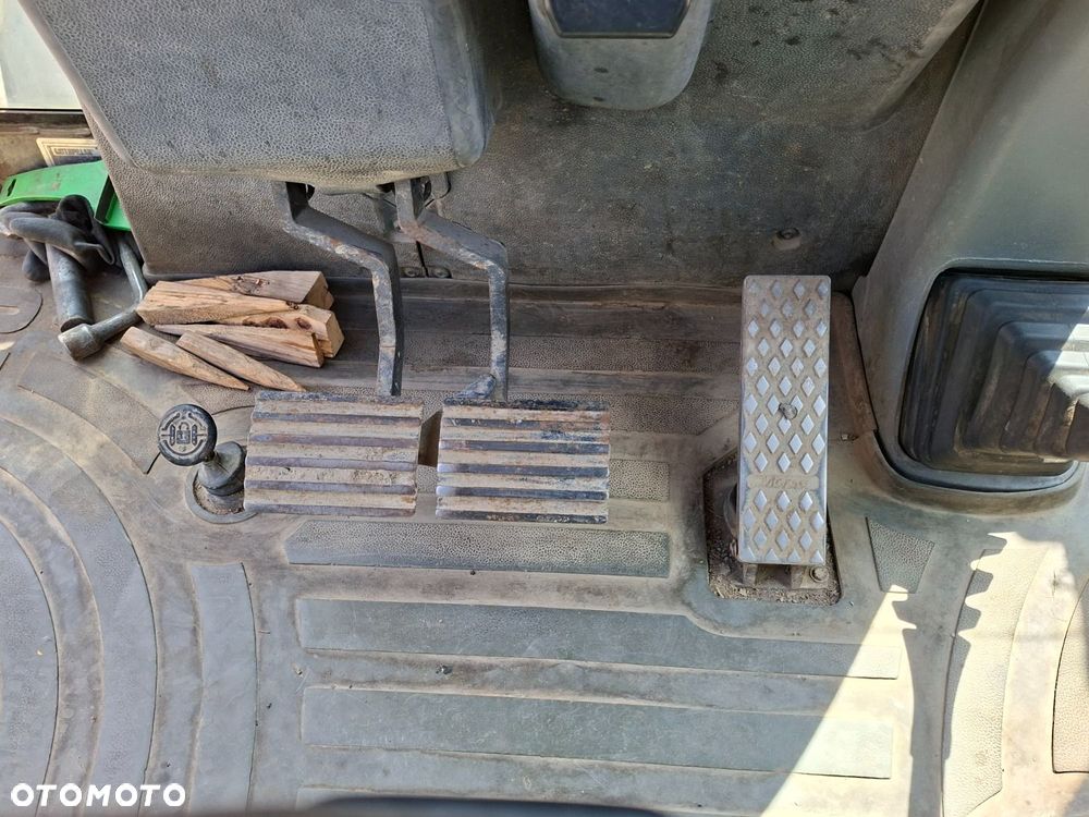 Caterpillar 428D 4X4 - 24