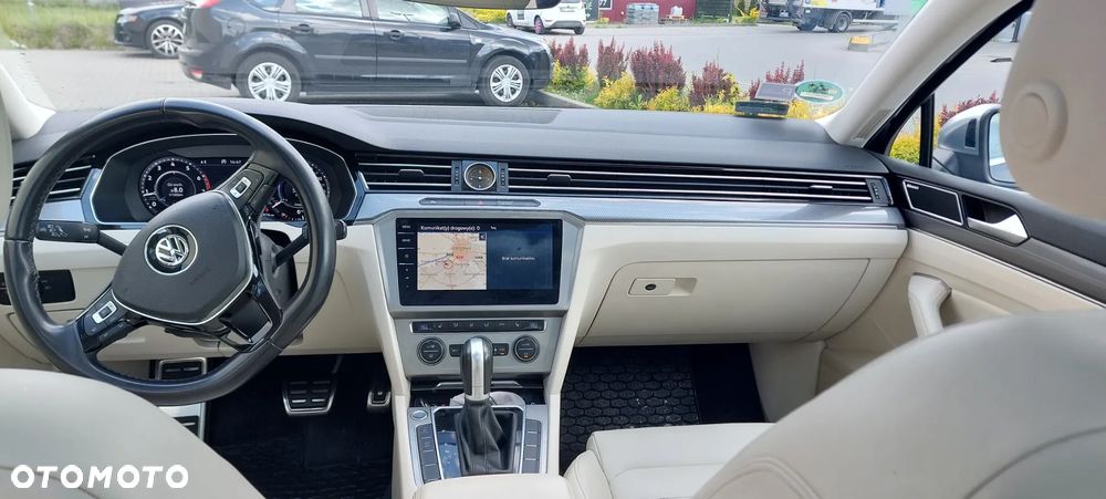 Volkswagen Passat Alltrack - 10
