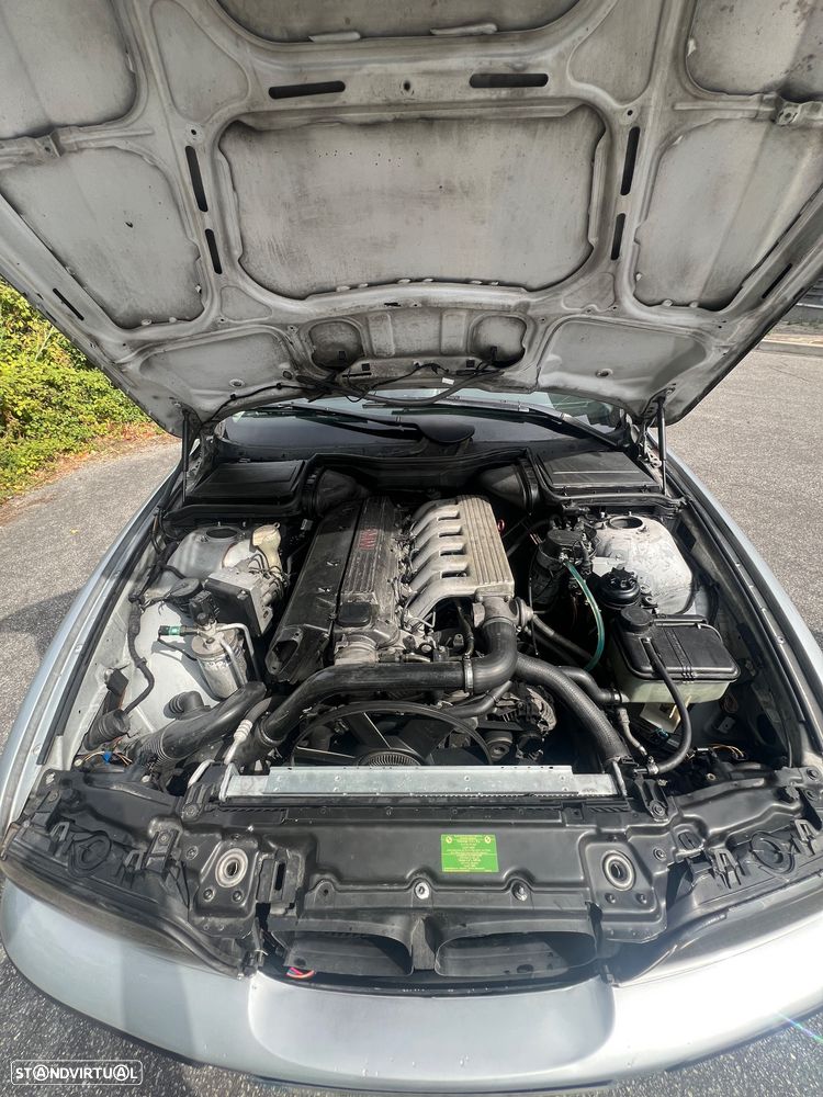 BMW 525 tds - 13