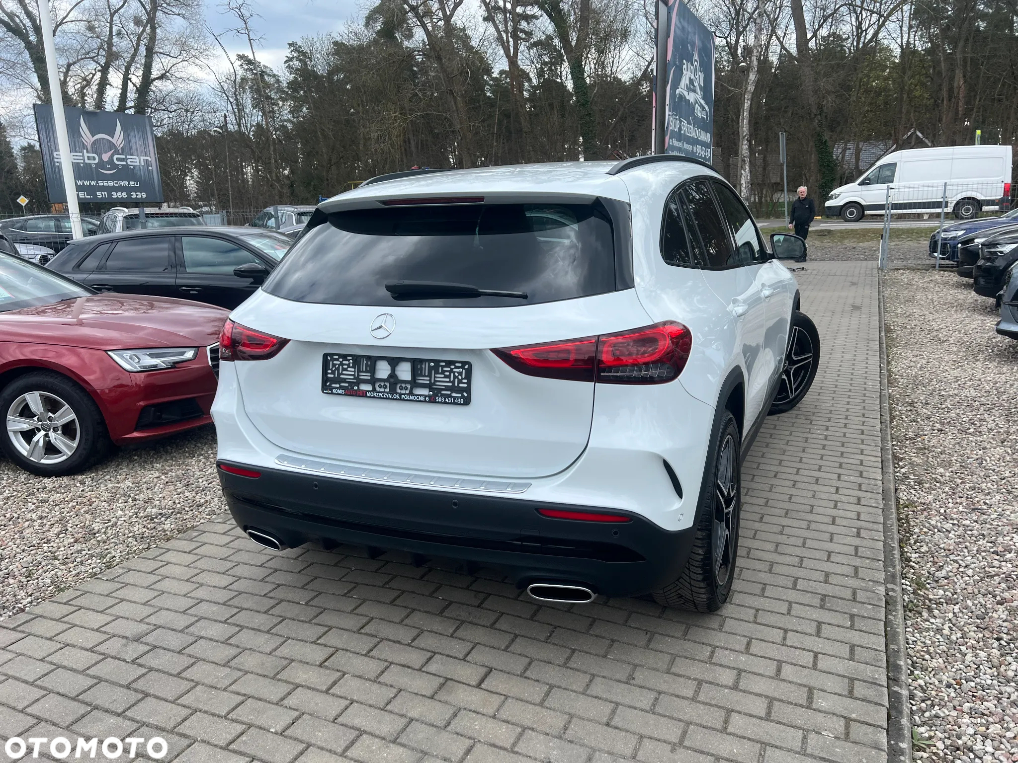 Mercedes-Benz GLA 200 d AMG Line - 12