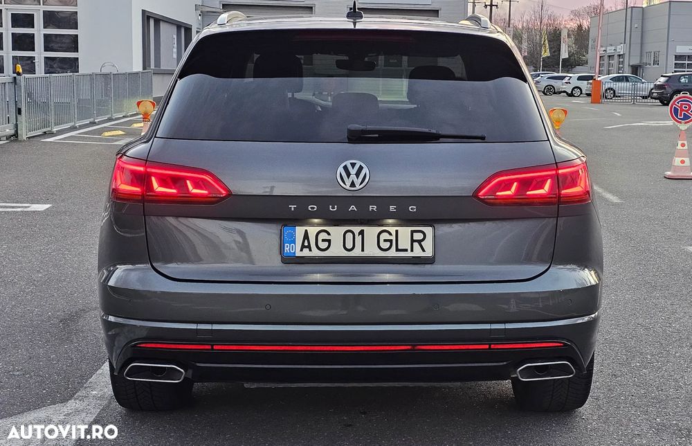 Volkswagen Touareg 3.0 V6 TDI SCR 4Motion Automatik R-Line - 9