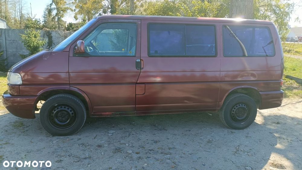 Volkswagen Caravelle - 15