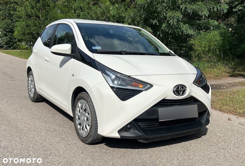 Toyota Aygo x-play - 2
