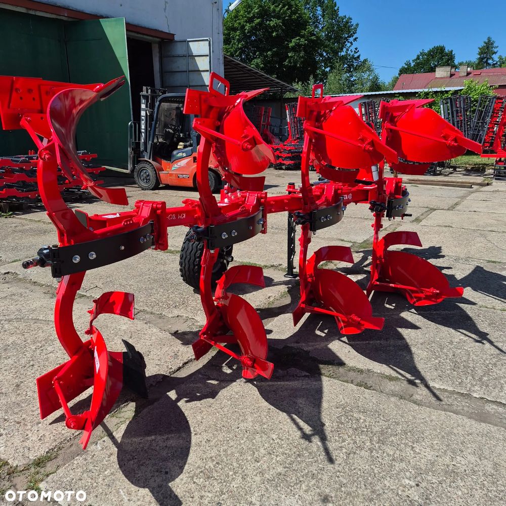 Akpil Pług obrotowy KM-180HP, KM-80R, Mix-Due, KM-80, Euro-Masz PO-4, POM4,  Bomet U-064/1, Pług jednobelkowy Akpil Mix-40, Wirax U018, Euro-Masz PJ4, PJR-4, PJM-4, Pług zagonowy - ramowy Akpil CZH350, CZH400, Euro-Masz Atlas PZ-3, PZ4 - 9