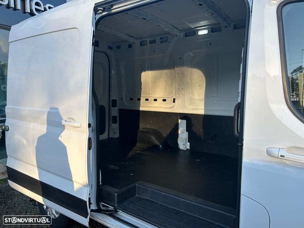 Maxus E-DELIVER 9 72KWh IVA DEDUTIVEL - 20