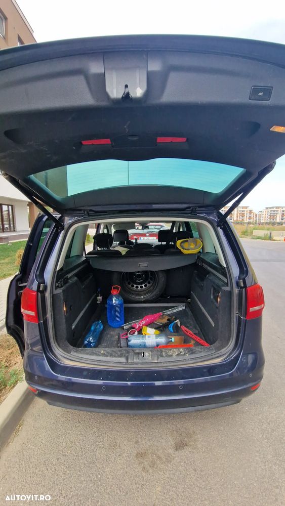 Volkswagen Sharan 2.0 TDI DSG Highline - 6