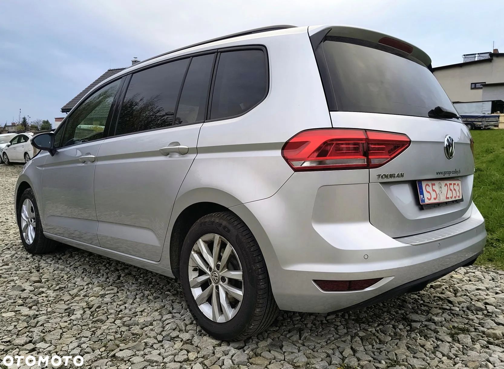 Volkswagen Touran 1.6 TDI SCR (BlueMotion Technology) DSG Trendline - 1