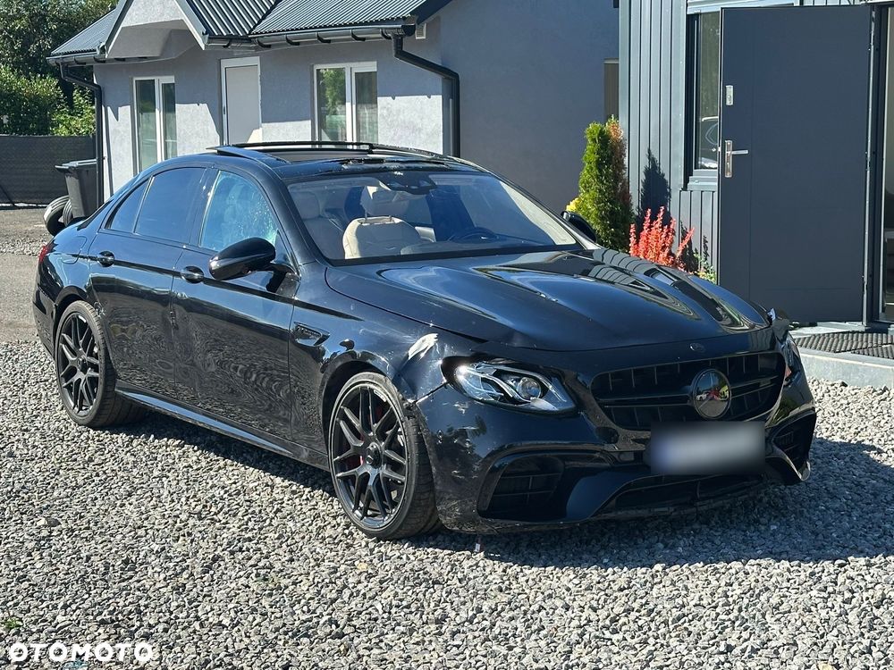 Mercedes-Benz Klasa E AMG 63 S 4-Matic+ - 4