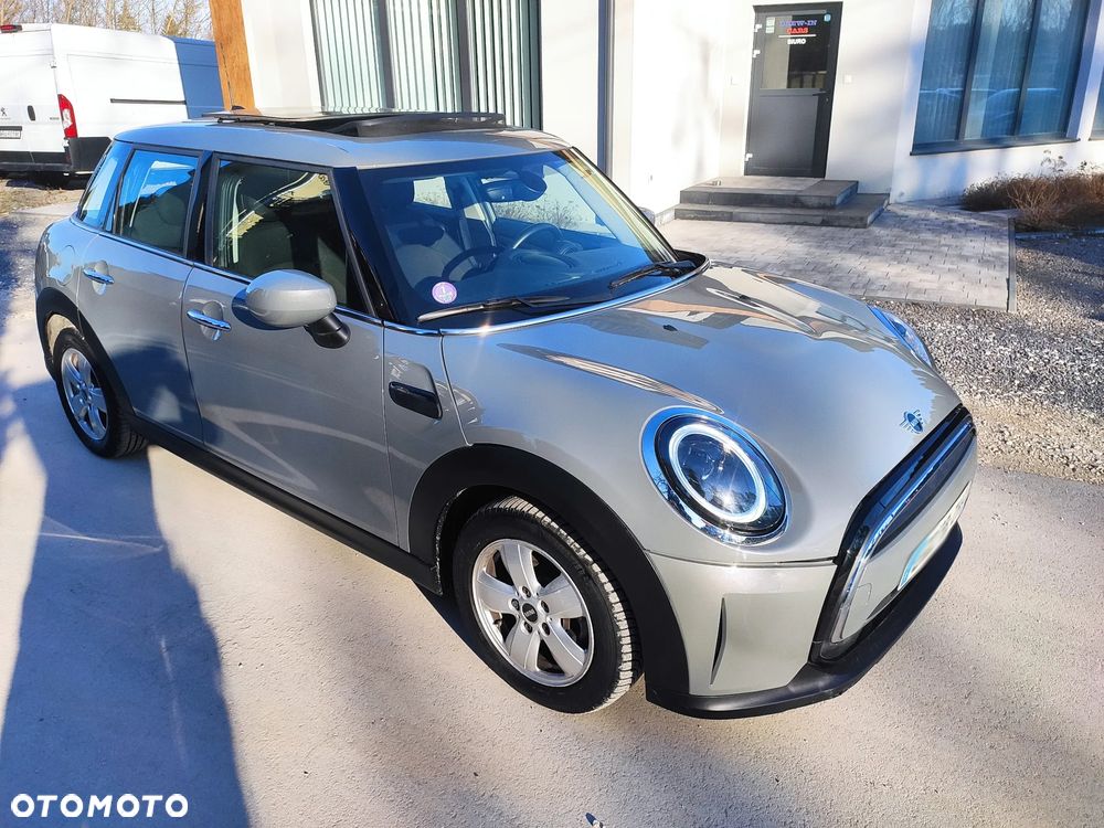 MINI ONE Standard - 16