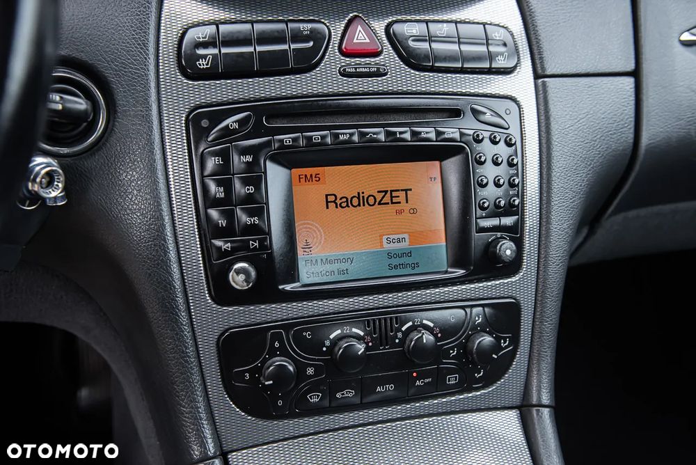 Mercedes-Benz CLK - 20