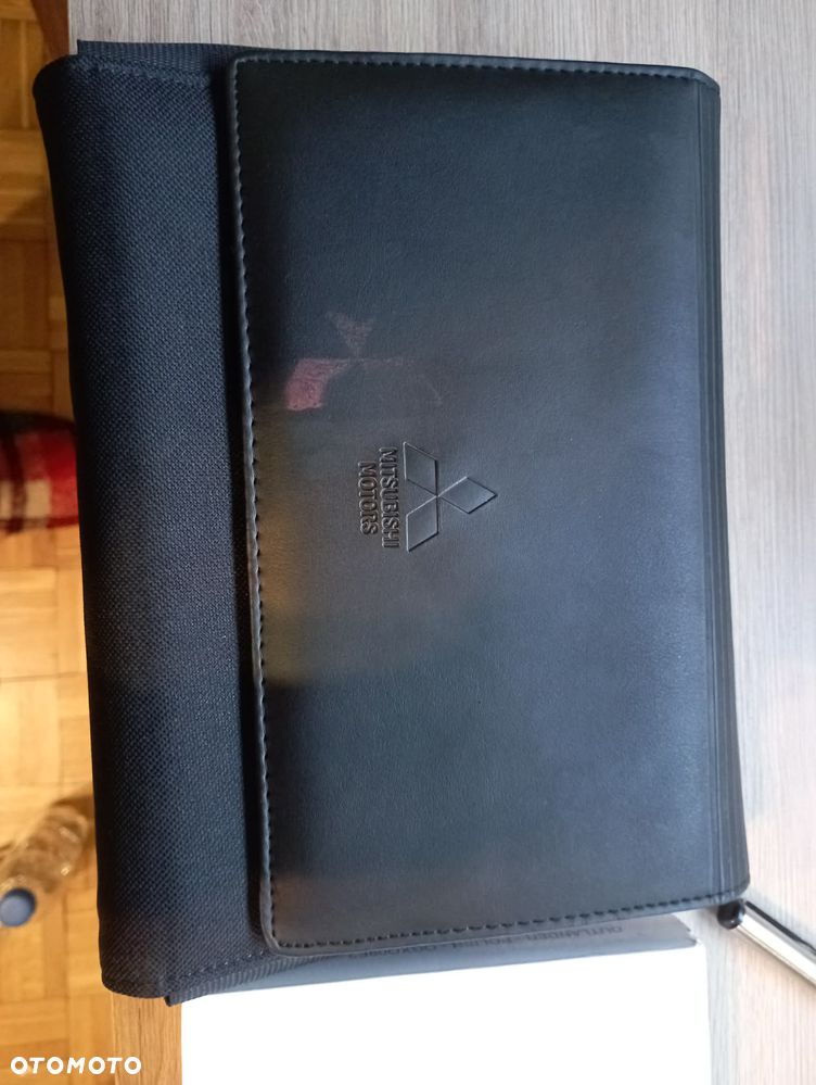 Mitsubishi Outlander 2.0 DID Intense + - 27