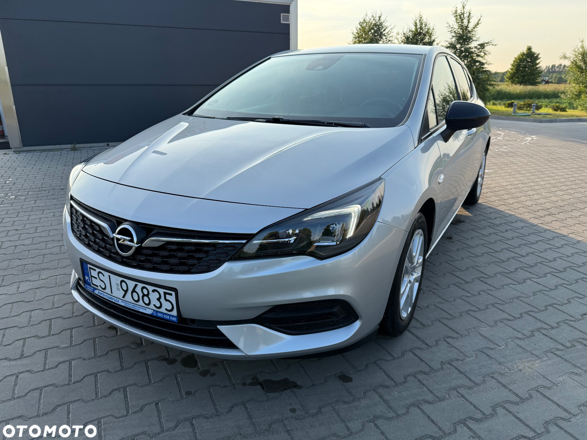 Opel Astra 1.2 Turbo - 2