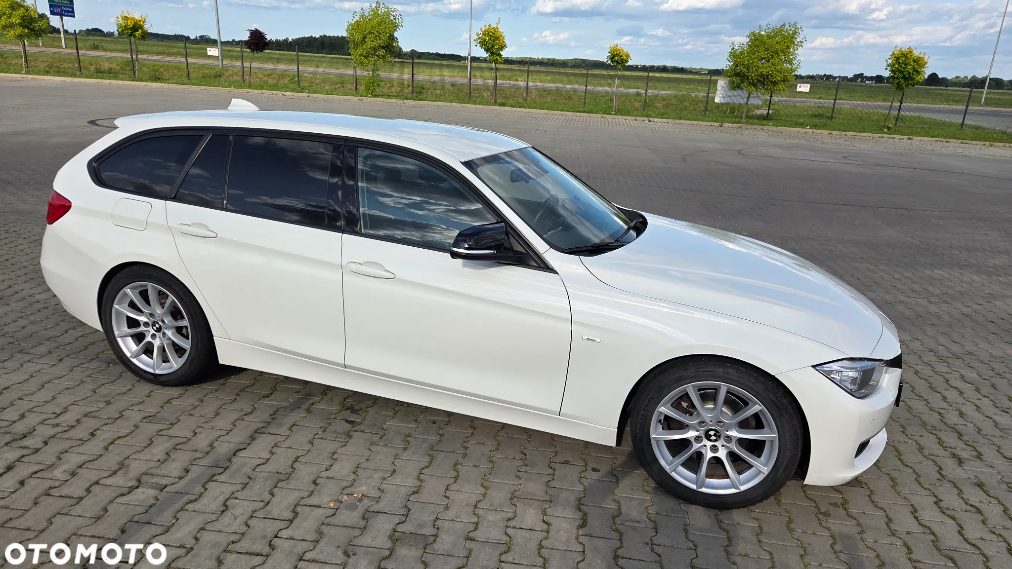 BMW Seria 3 320d Efficient Dynamics Luxury Line sport - 19