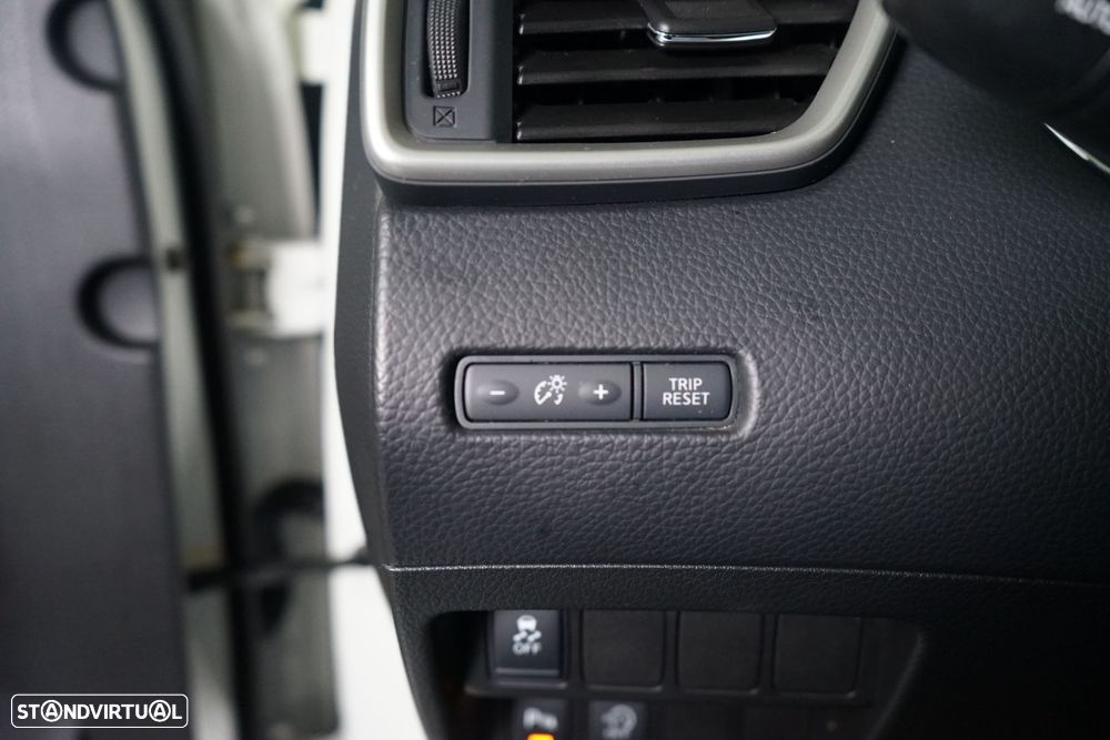 Nissan Qashqai 1.2 DIG-T N-Connecta - 27