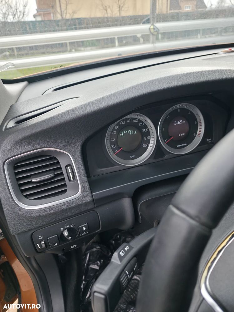 Volvo S60 D3 Geartronic Kinetic - 9