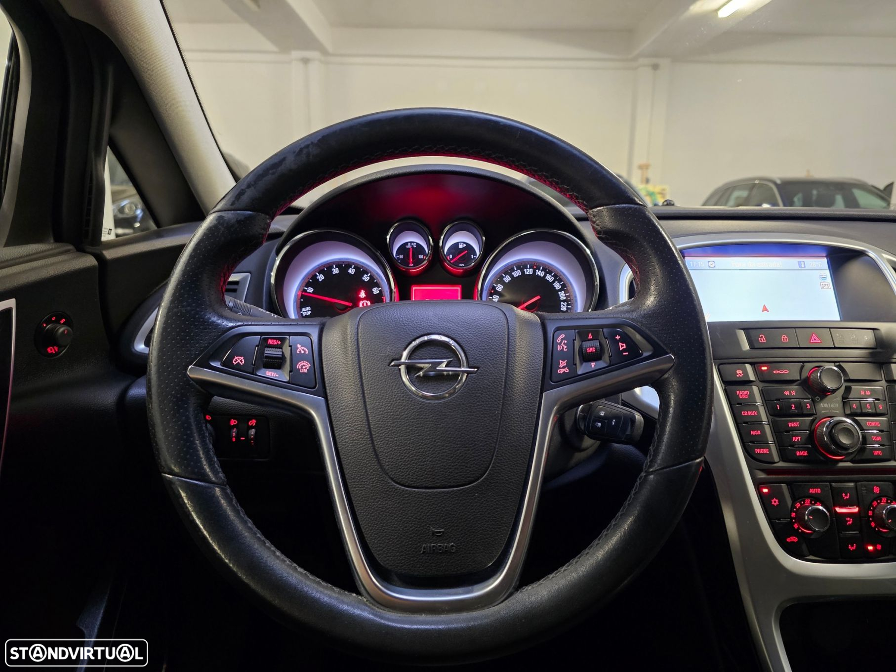 Opel Astra GTC 1.4 Turbo - 17