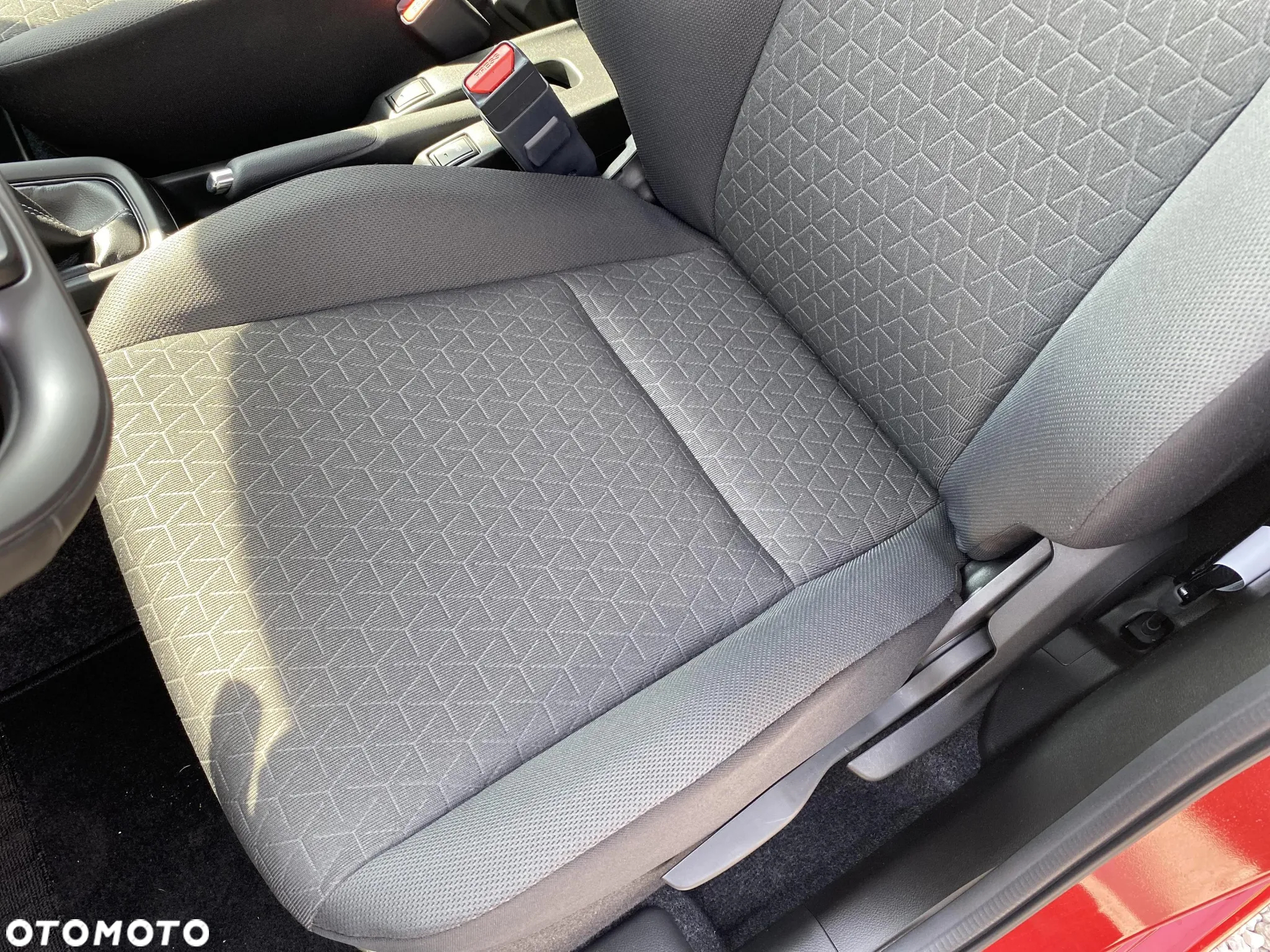 Suzuki Swift 1.2 Dualjet SHVS Premium Plus - 12