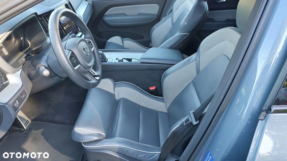 Volvo XC 60 D4 AWD R-Design - 12